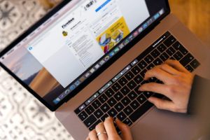 advertenties in outlook uitschakelen_pexels