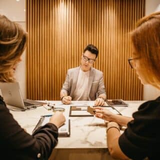 periodiek overleg notuleren_pexels-jonathanborba-3285196