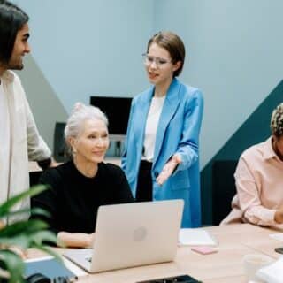 Groei, HR-uitval of een grote wervingsronde? Lees hoe interim HR organisaties helpt om snel extra structuur en slagkracht toe te voegen.